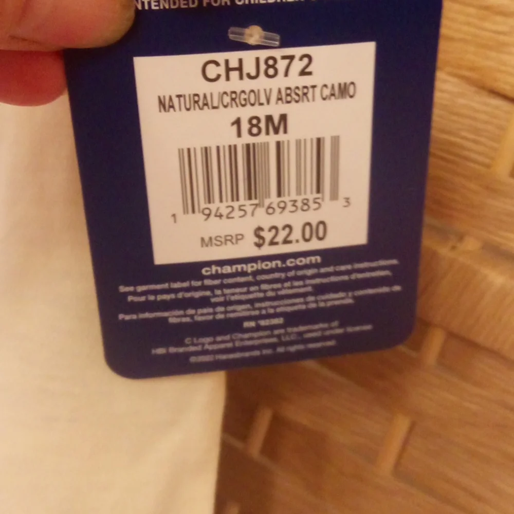 Champion 18month shirt and shorts - Picture 2 of 5